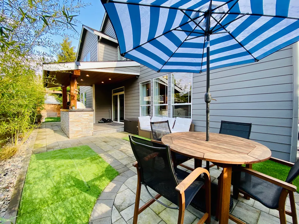 Backyard with outdoor kitchen: after