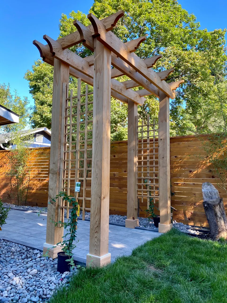 Backyard with outdoor kitchen: after