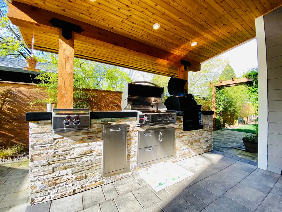 Backyard with outdoor kitchen: after